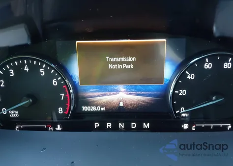 2021 Ford Explorer Xlt z USA, uszkodzony, nr VIN 1FMSK8DH8MGB09705